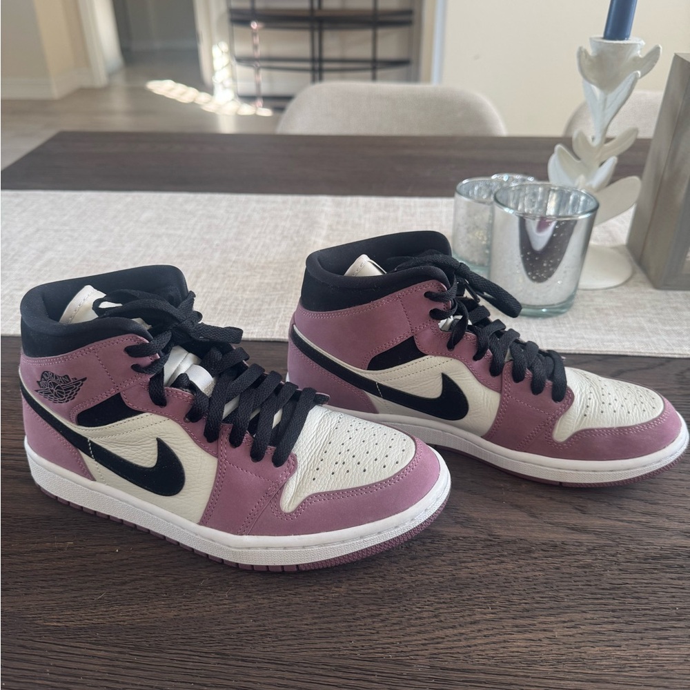Women mulberry Jordan 1 mid’s